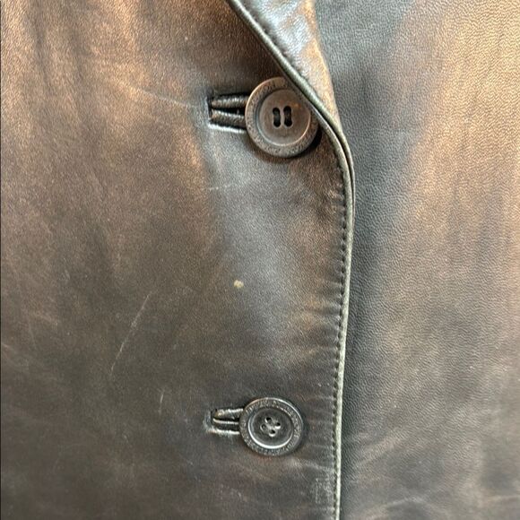 Women’s leather jacket - Picture 3 of 10